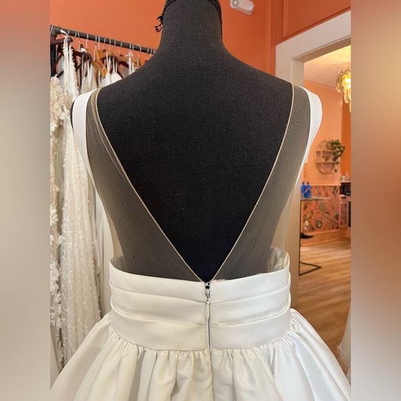 Melora- WTOO by Watters - Picture 4 of 6